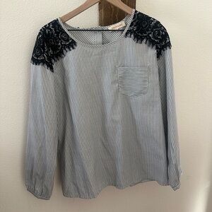 Solitaire Gray Striped Blouse with Black Lace